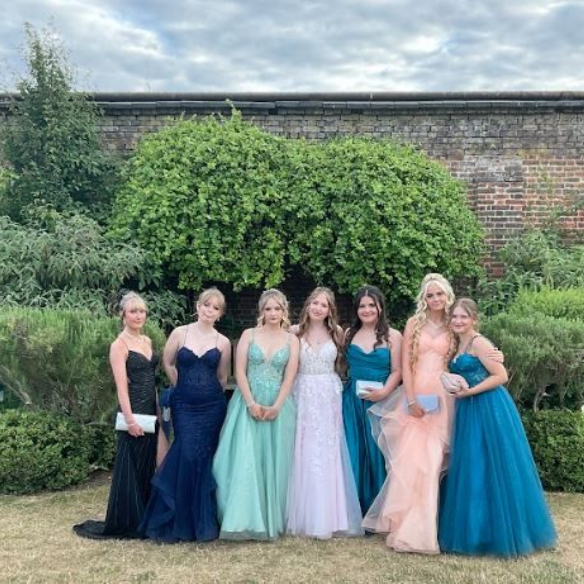 Lealands High School - Year 11 Prom